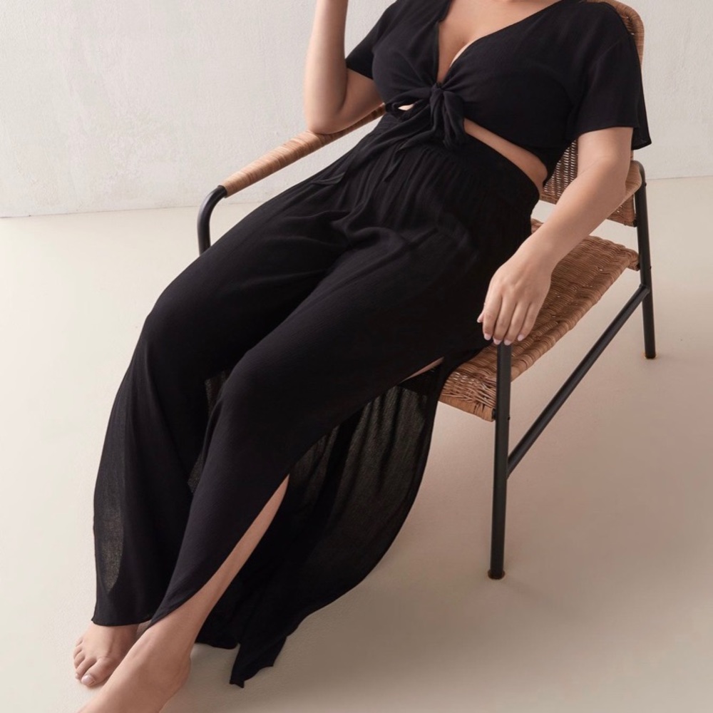 Black Wide Leg Plus Size Cover-Up Pants - Picture 5 of 5